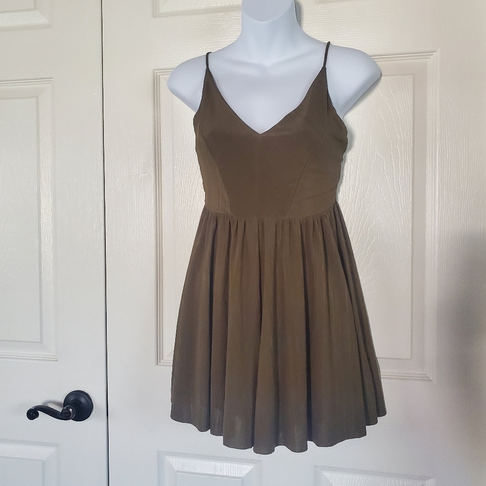 Zara Olive Green Shorts Romper Sleeveless Pull-on Spaghetti Straps Size Small